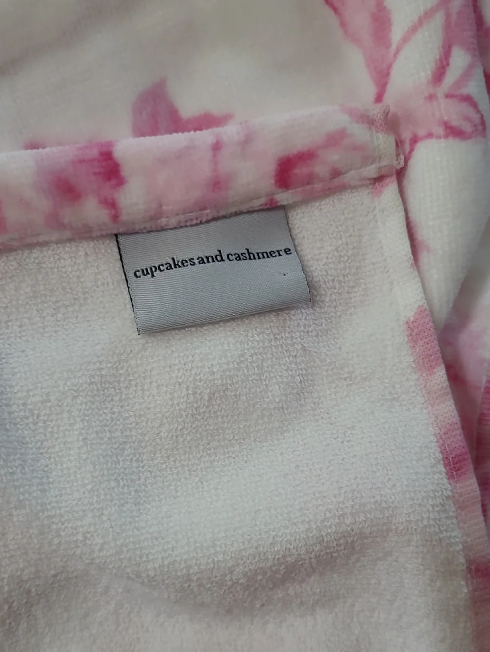 Cupcakes & Cashmere Floral Bath Towel Set
